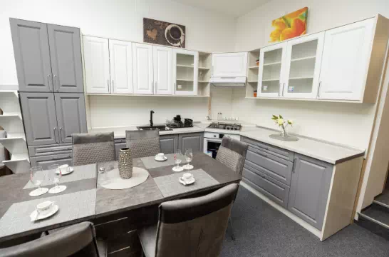 Fonoda Bútor Miskolc - Divian konyhabútor